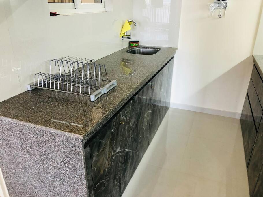Lovely 2-Bedroom Sea View Serviced Apartment Dabolim Goa Exterior photo
